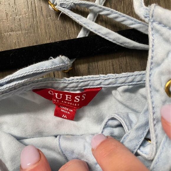 WOMENS GUESS SHIRT SIZE MEDIUM - Picture 3 of 3